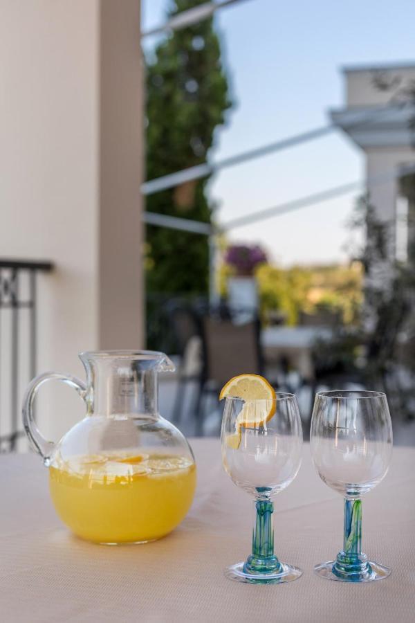 Villa Elena Peraía 외부 사진